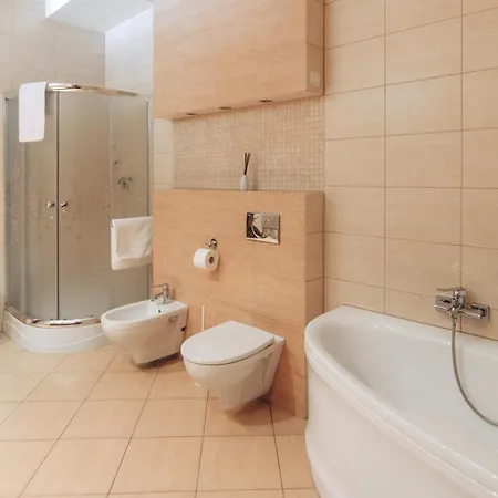 Rynek - Zielona Kamienica شقة